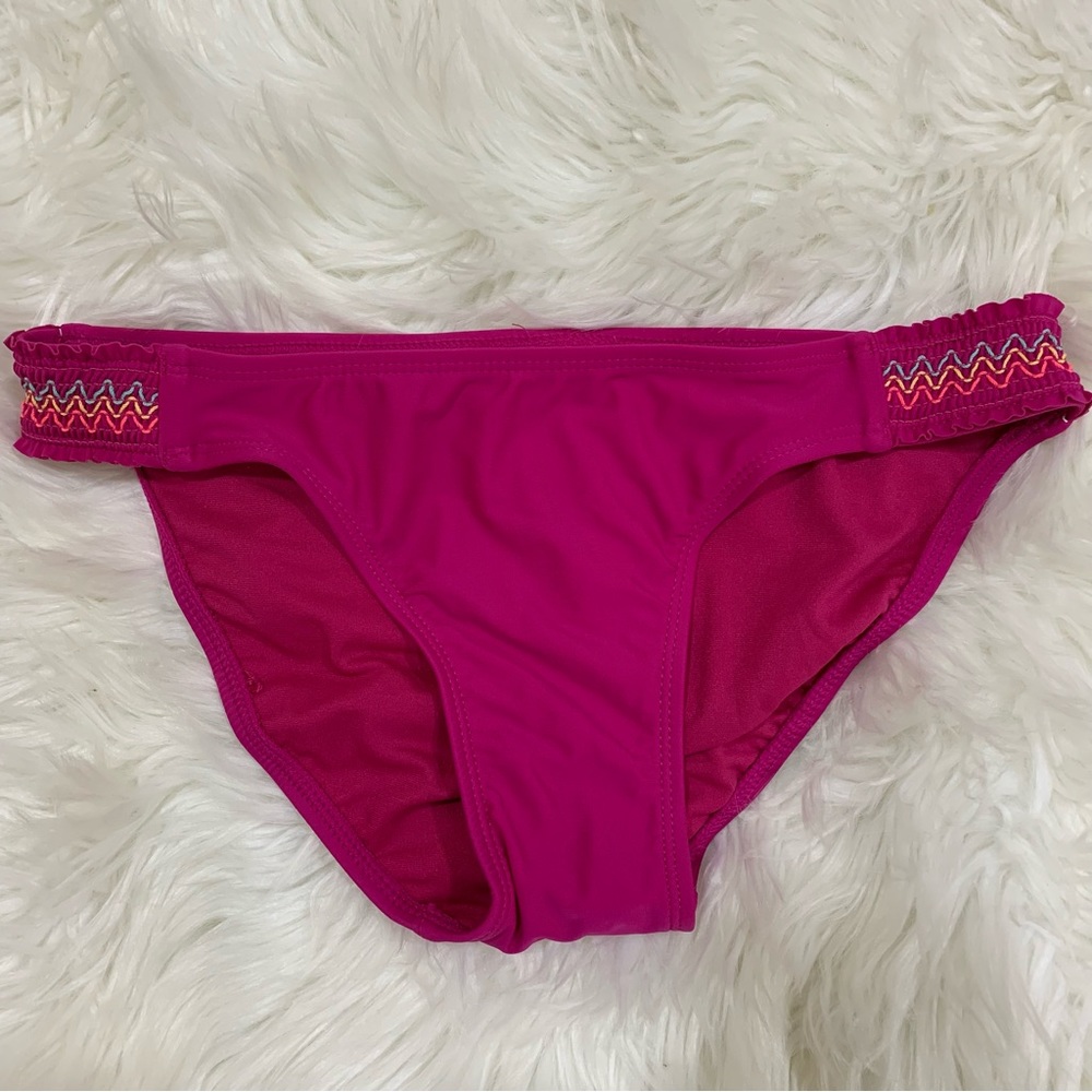 NWT Xhilaration magenta bikini bottoms